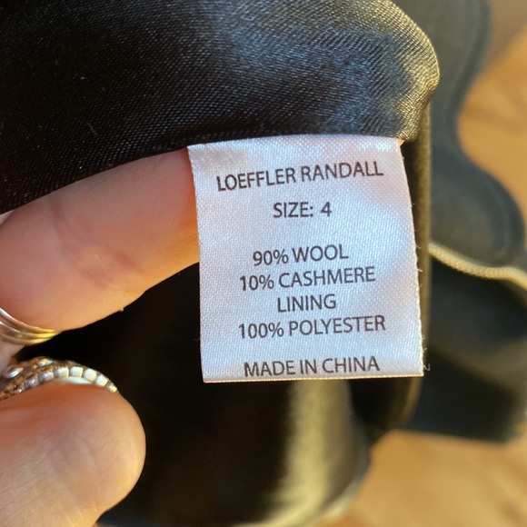 Loeffler Randall.. Coat/Dress🌺 - Picture 3 of 7